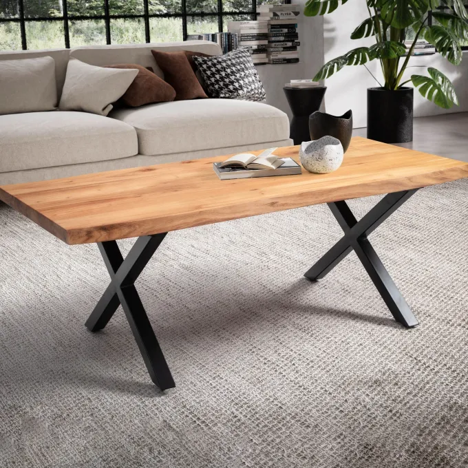 Couchtisch Akazie Massiv 120cm · Wohnzimmertisch Baumkante schwarzes X-Gestell