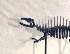 Deko T-Rex FineBuy Dino Fossil 62cm Alu Schwarz Dinosaurier Wohndeko Dekoration